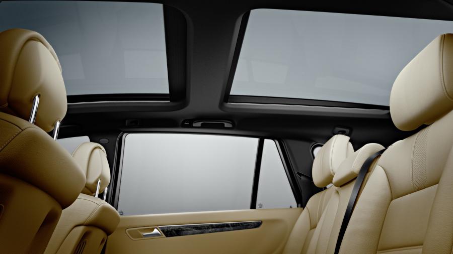  Mercedes-Benz R-Class 2011 года  (фото 16 из 186)